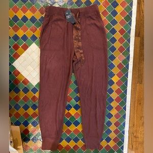 NWT Abercrombie joggers
